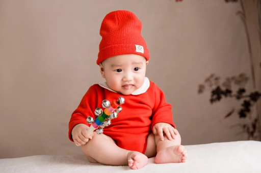 广州借卵试管代怀包男孩宝宝脸上湿疹 广州借卵试管代怀包男孩宝宝脸上湿疹